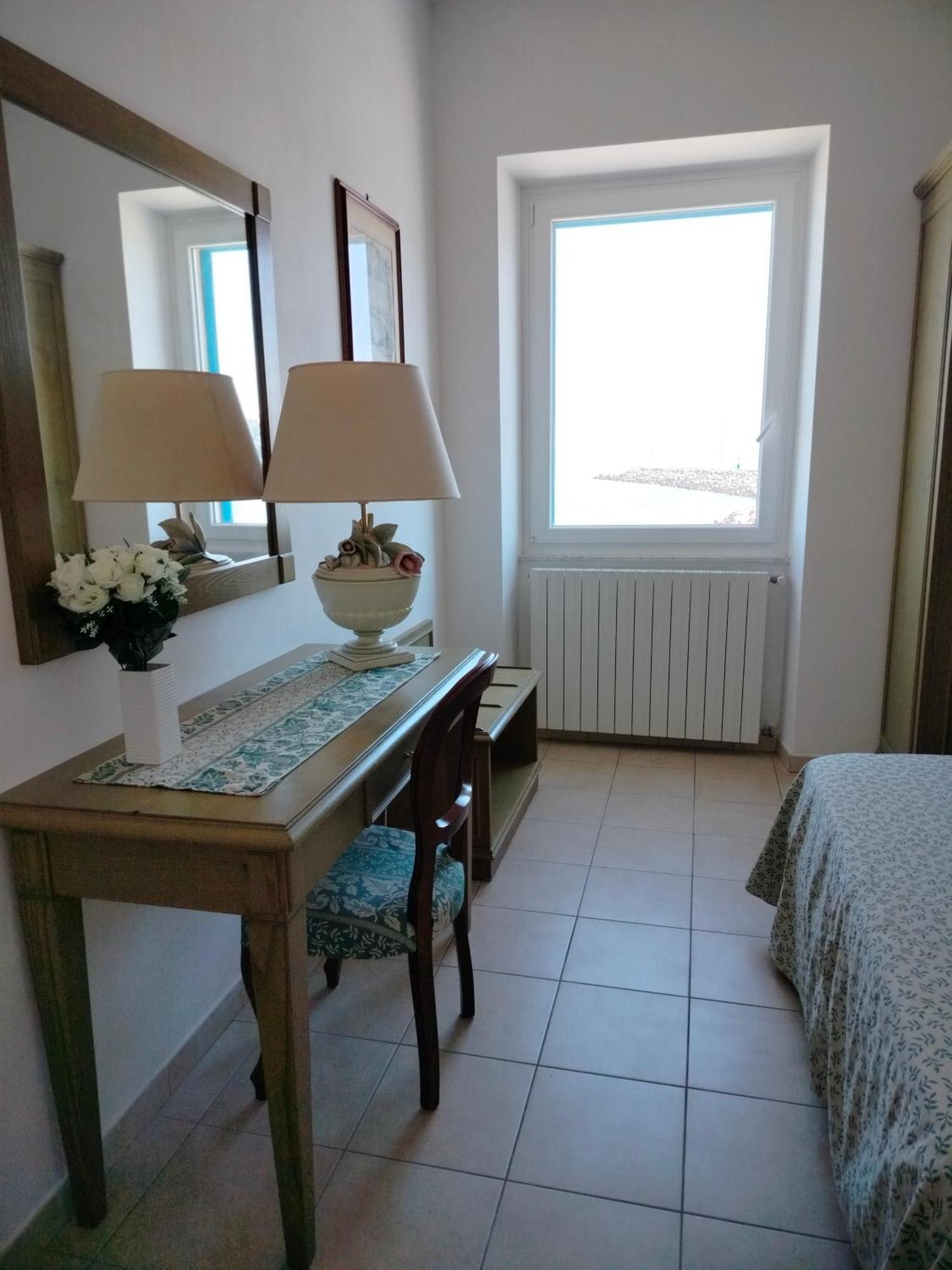 Casa La Marinella Sul Porto Apartamento Porto Santo Stefano  Exterior foto